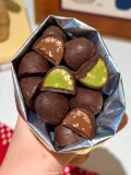 诺梵坚果金松露巧克力夹心官方纯可可脂节礼物礼盒休闲零食糖果 图片 4