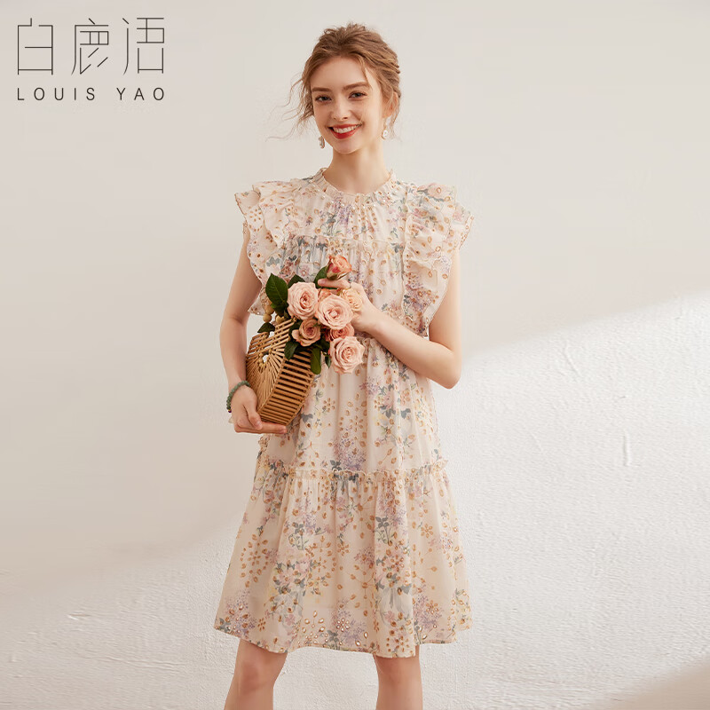白鹿语 女士碎花镂空绣花连衣裙 券后152元 满200减25元 - 86线报