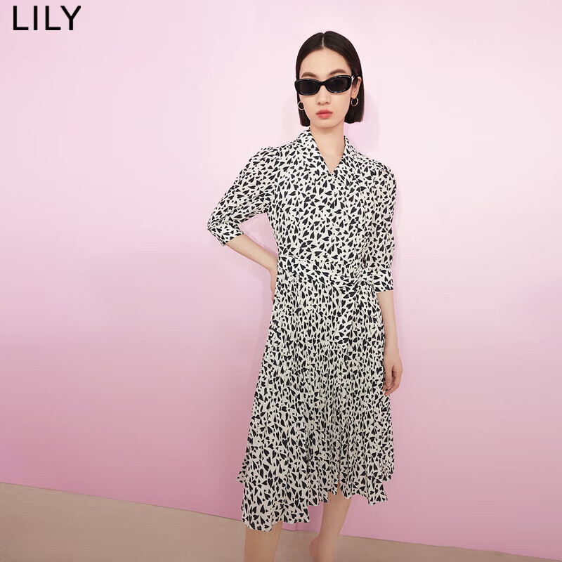 LILY夏新款女装俏皮爱心印花气质翻领复古泡泡袖高腰款连衣裙604米白M 69.5元 - 86线报 LILY夏新款女装俏皮爱心印花气质翻领复古泡泡袖高腰款连衣裙604米白M 69.5元 - 86线报