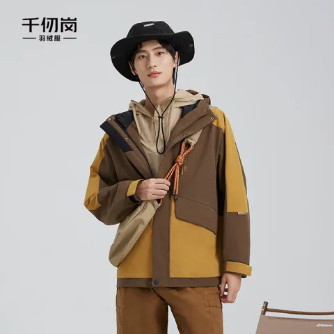 千仞岗 反季库！工装拼接三防三合一羽绒内胆冲锋衣 俩色全码可选 159元 图片 1