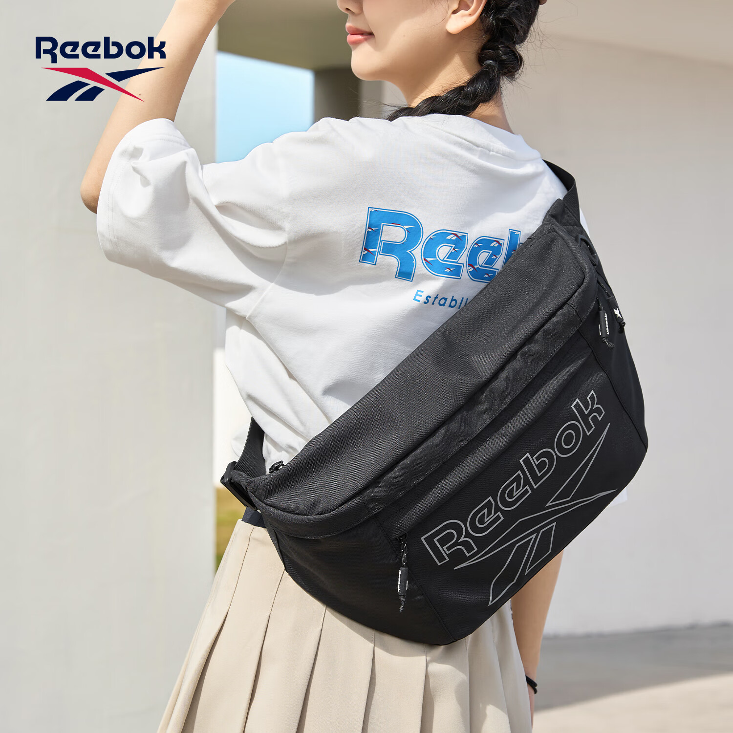 Reebok大容量斜挎包 68.55元 - 折送网