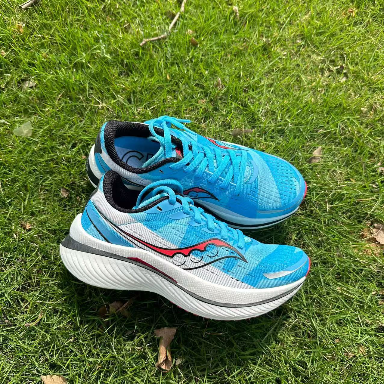 saucony啡速3男女马拉松训练跑鞋 451元 - 线报酷