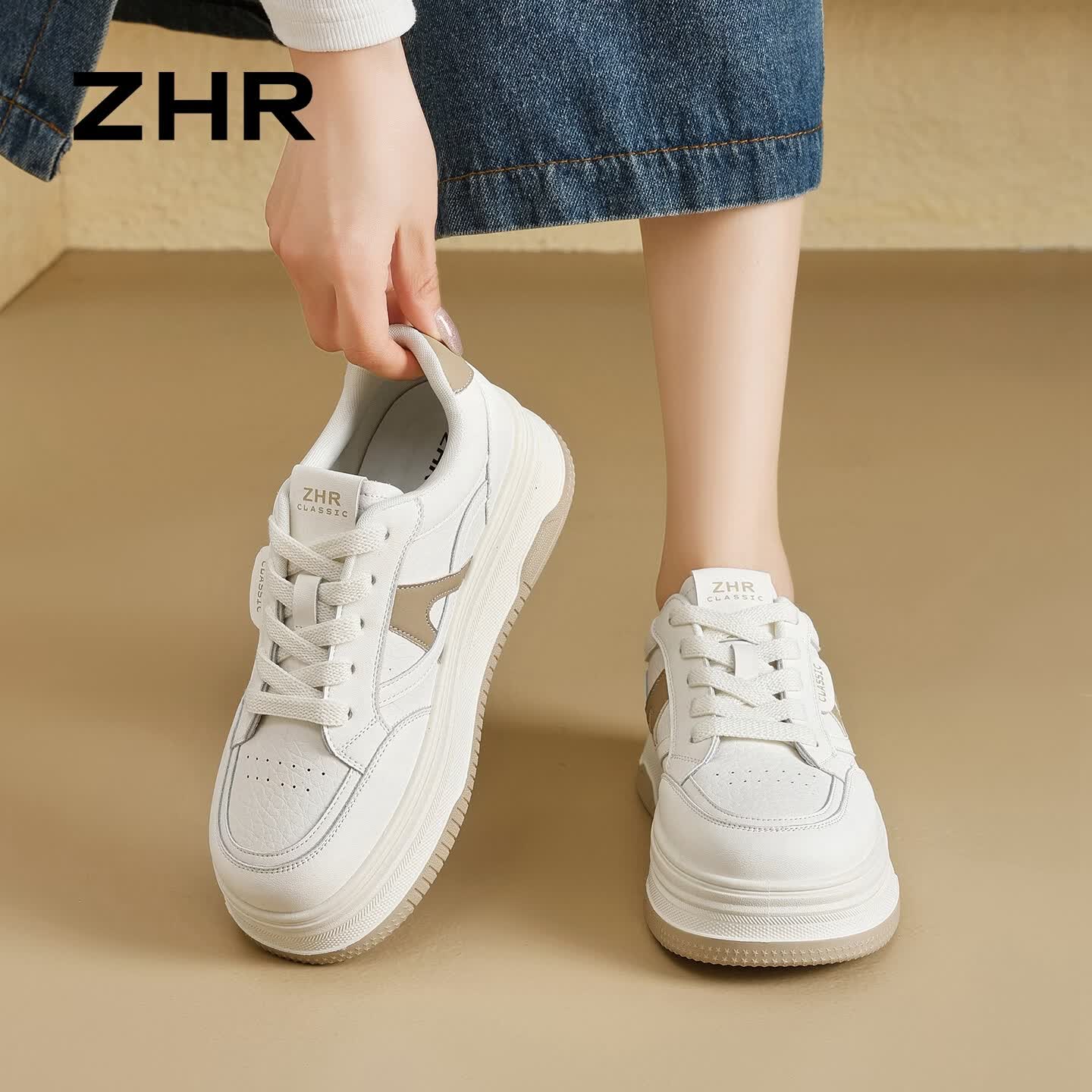 则则厚底小白鞋女2026新款轻便舒适女鞋百搭潮流板鞋女米杏37 59元 - 86线报