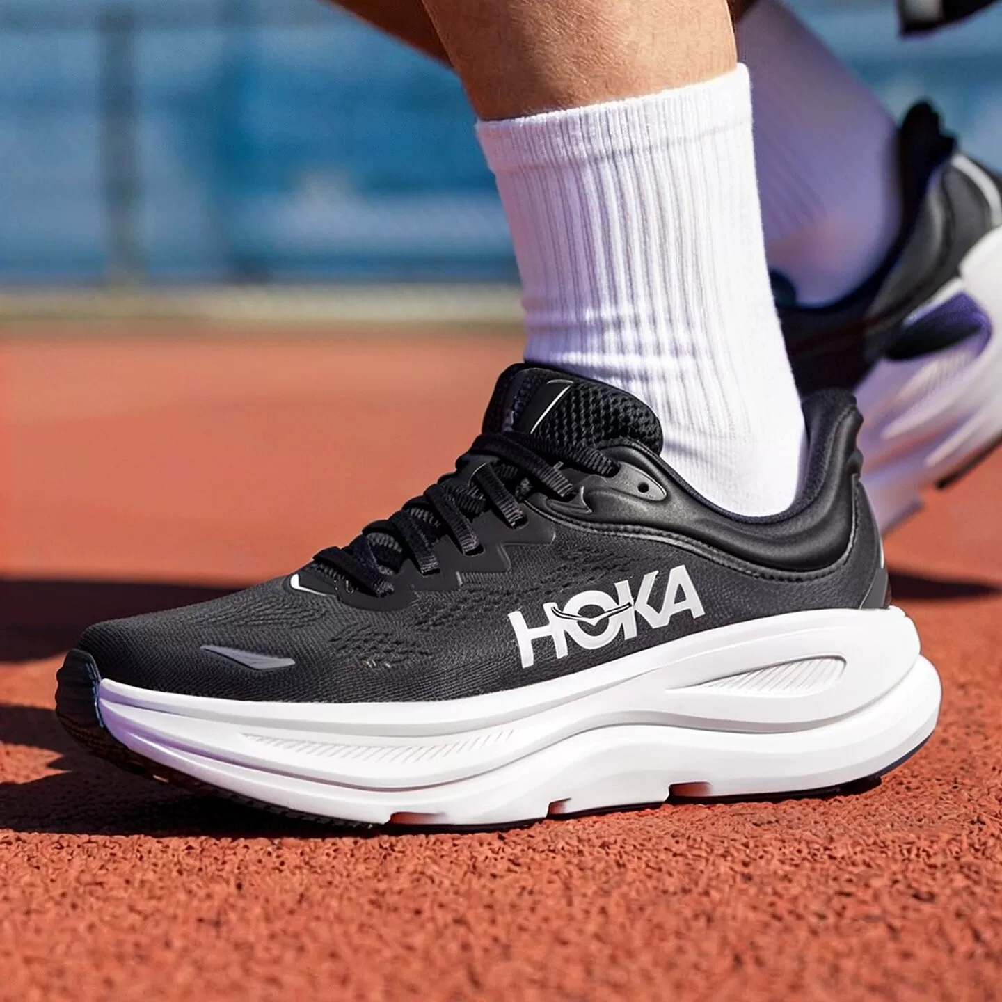 HOKA BONDI 9邦代9男款跑步鞋 1162011-BWHT 831.45元 - 86线报