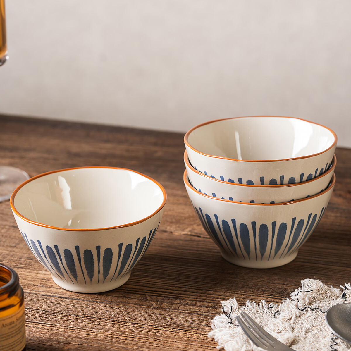 肆月釉下彩陶瓷家用饭碗4.5英寸4只装 6.95元 - 86线报