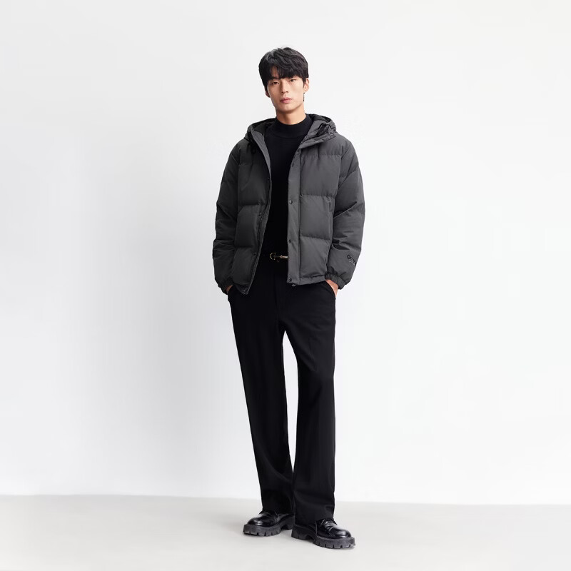 杰克琼斯男士连帽羽绒服 425.1元 - 86线报