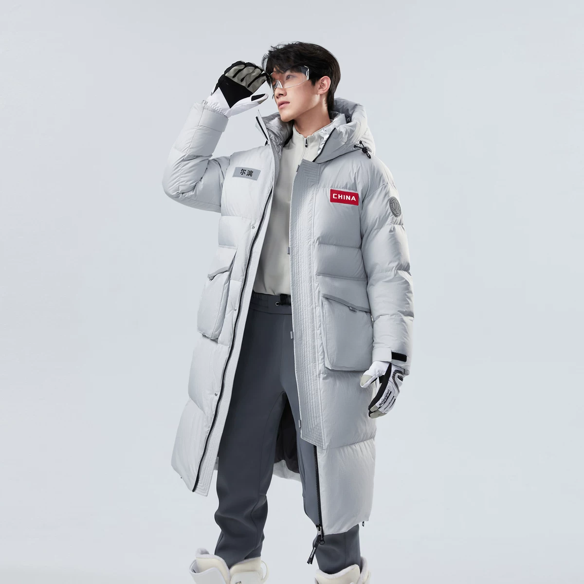 波司登冬季同款长款工装风连帽加厚羽绒服 438.72元 - 线报酷