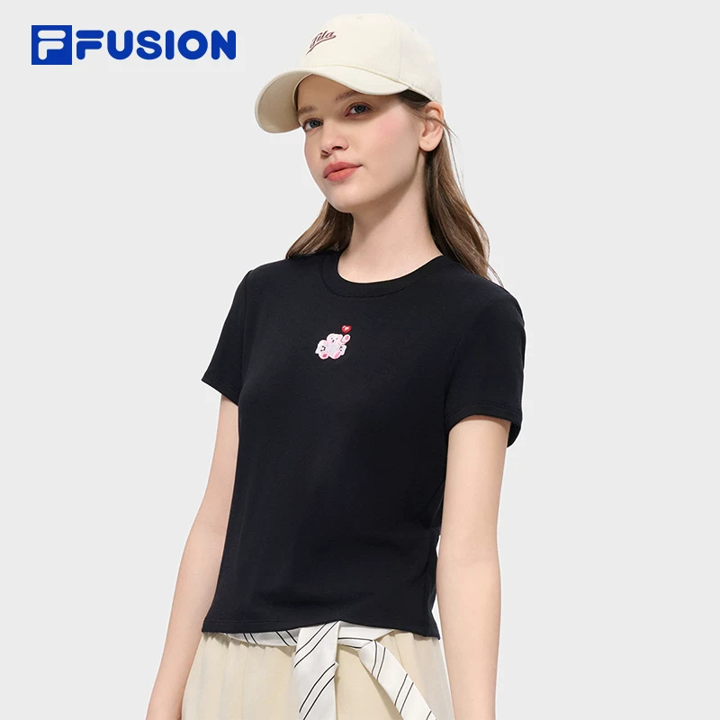 FILA FUSION女款针织短袖T恤 147.61元 - 86线报