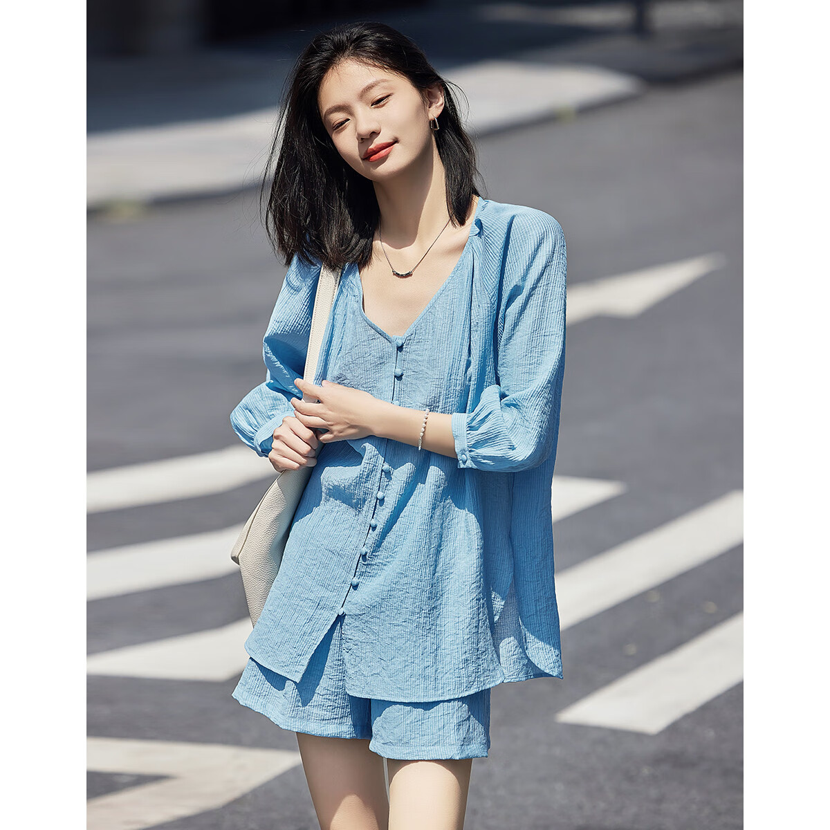 德玛纳夏装V领中袖衬衫上衣短裤套装女S 121元 - 86线报