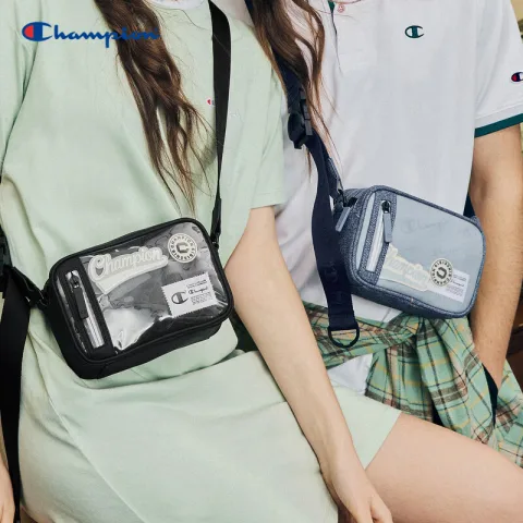 Champion 冠军 复古斜挎包 黑色 73元 图片 2