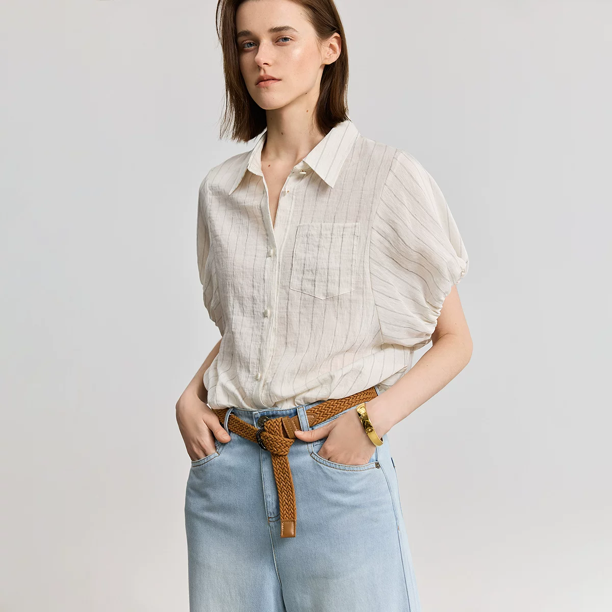 LILY2025新款女装通勤短袖衬衫125209C4933145 65元 - 86线报 LILY2025新款女装通勤短袖衬衫125209C4933145 65元 - 86线报