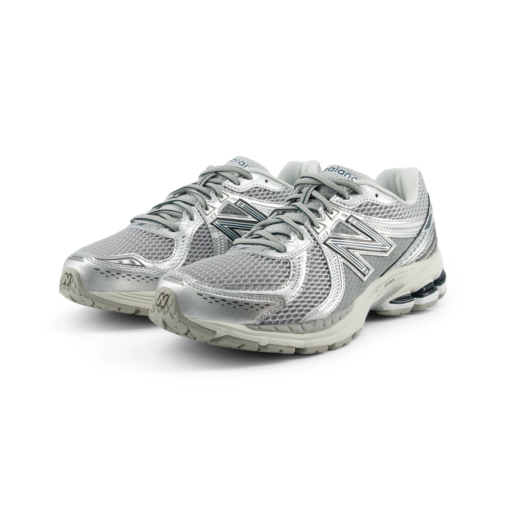 new balance M860 4KR 男女同款休闲跑鞋 351.2元 - 86线报
