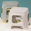 贝壳凳 塑料小凳子 家用结实耐用 洗澡换鞋凳 1张 1.9元 包邮 图片 2