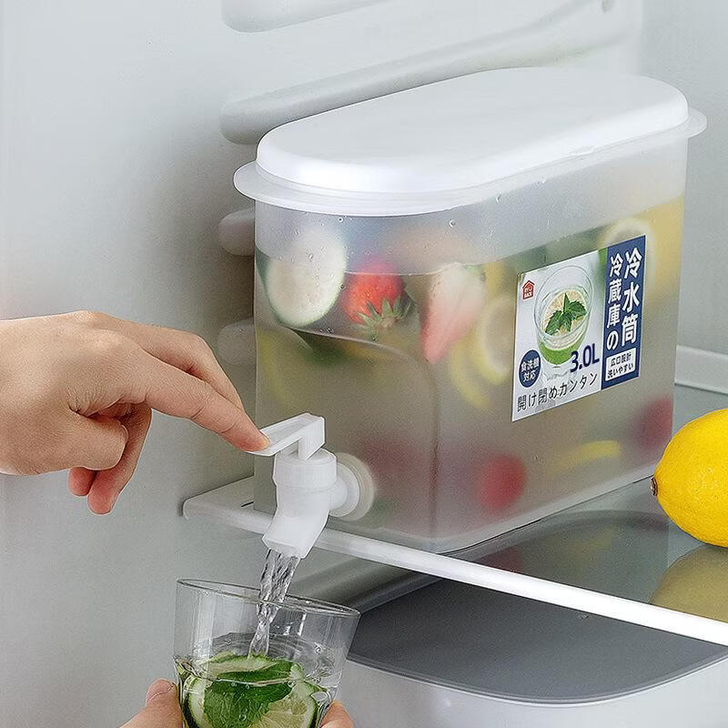 冰箱用3.5L塑料冷水壶带水龙头透明色 9.9元 - 86线报 冰箱用3.5L塑料冷水壶带水龙头透明色 9.9元 - 86线报