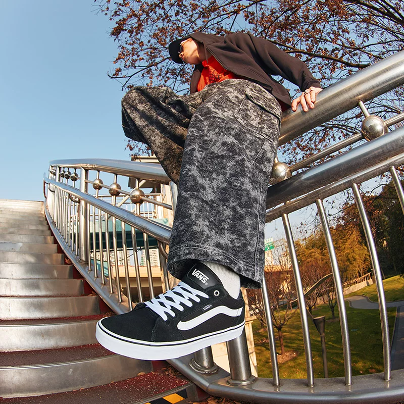 VANS Ward 男子运动板鞋VNOA3IUN187207.24元 - 86线报