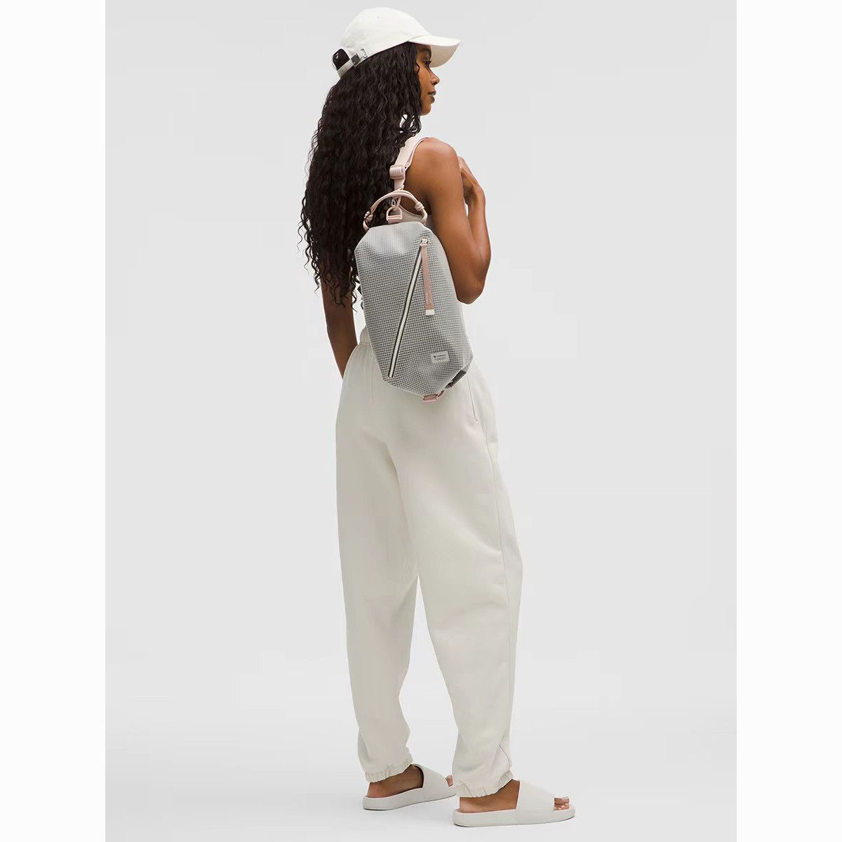 lululemon Track Paracord 运动单肩斜挎双肩包 9L LU9CJWS 259元 - 线报酷