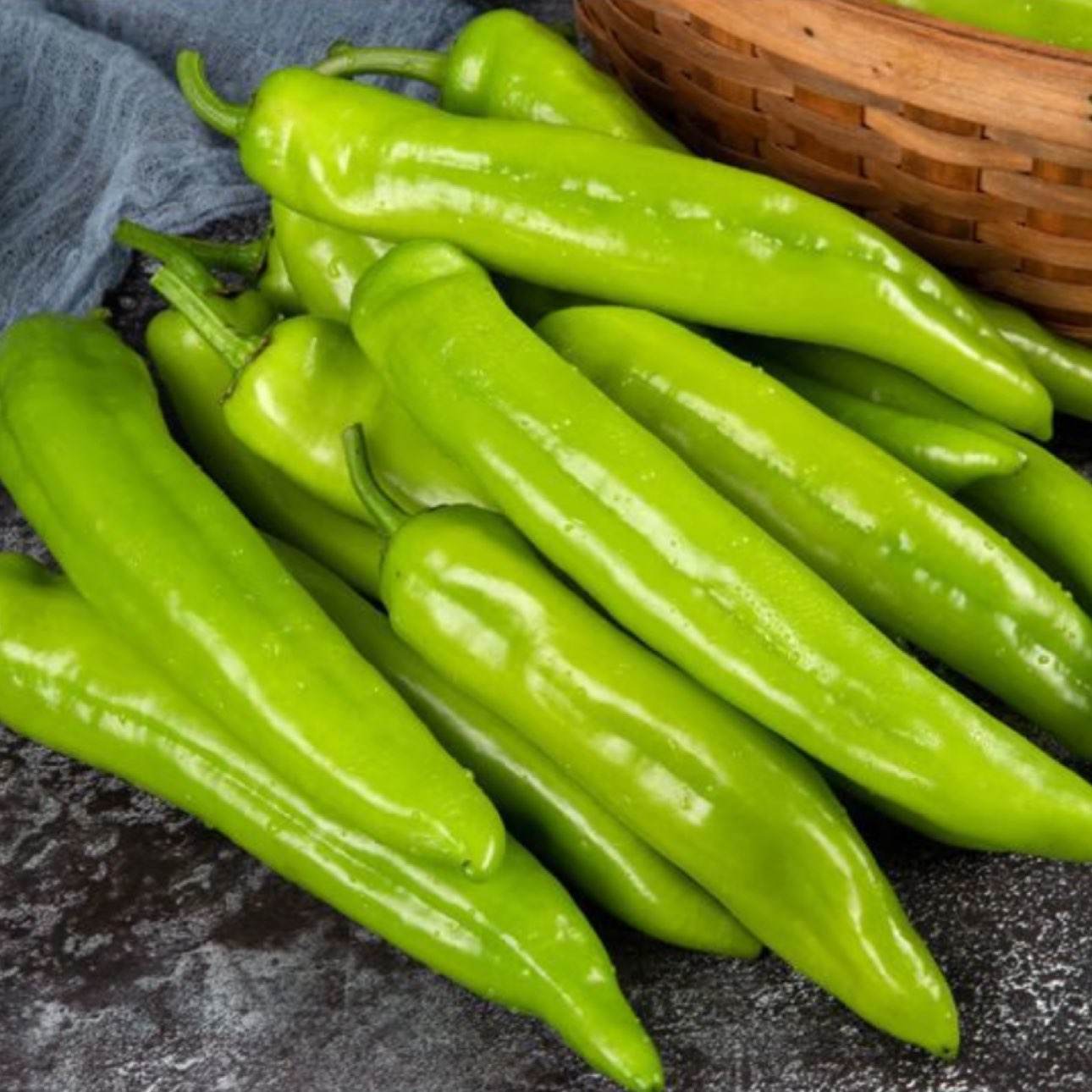 农家自种青尖椒新鲜绿尖椒蔬菜辣椒4斤 4.99元 - 86线报 农家自种青尖椒新鲜绿尖椒蔬菜辣椒4斤 4.99元 - 86线报