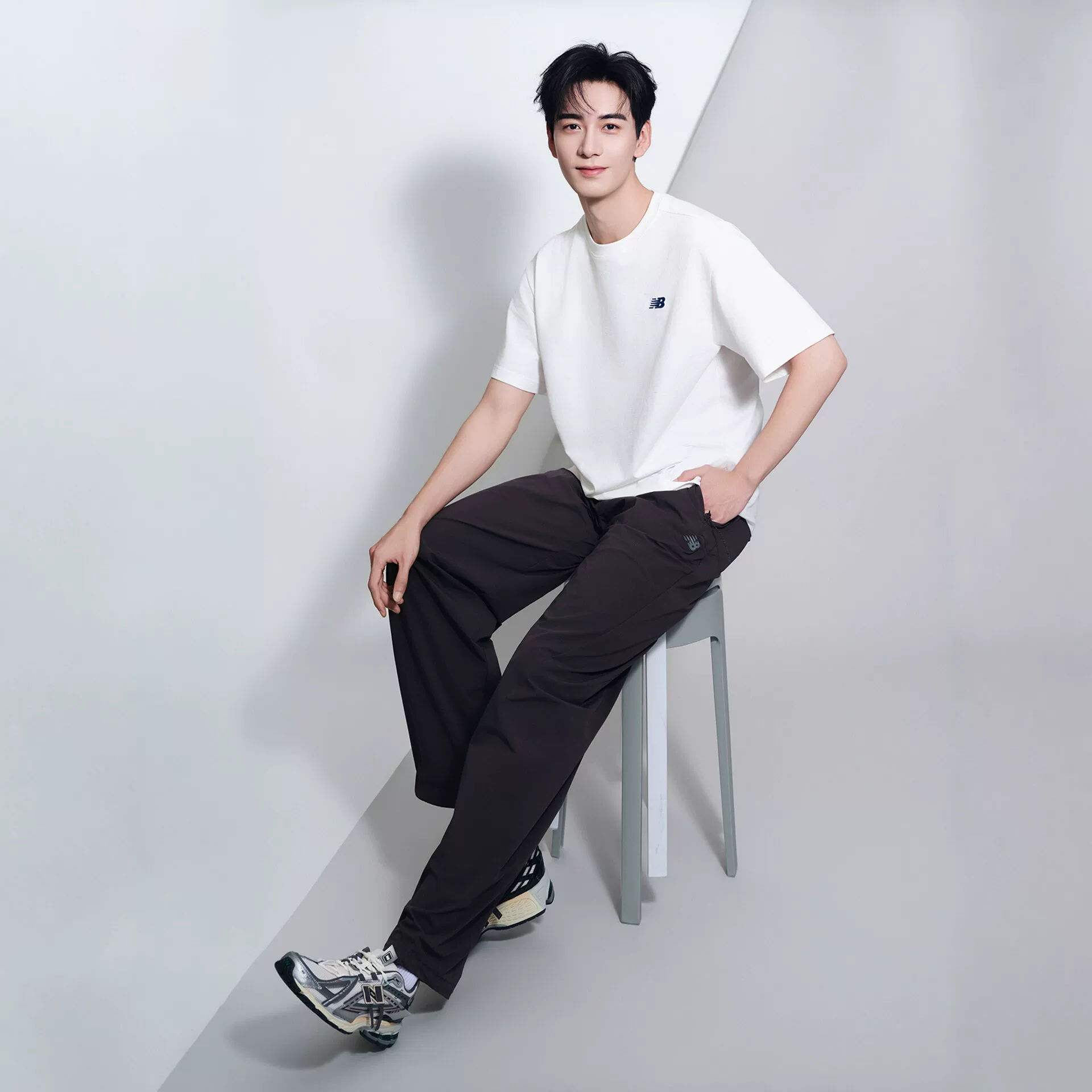 new balance 1906A系列男女通用休闲运动鞋M1906AD 499元 - 86线报