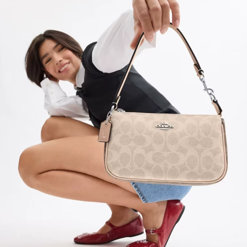 COACH奥莱Nolita女士腋下包麻将包手拿包单肩包拉链卡其拼色 338.33元 - 86线报