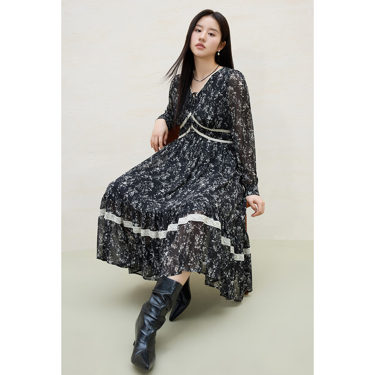 独束大码女装飘逸伞摆印花连衣裙女春装时尚设计感中长款裙子 174.5元 - 线报酷