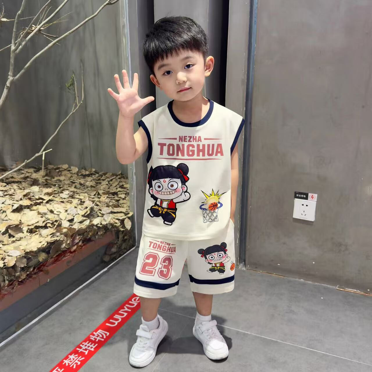 哪吒男童夏季短袖套装夏装新款儿童洋气运动帅气两件套衣服1112白色120 28元 - 86线报