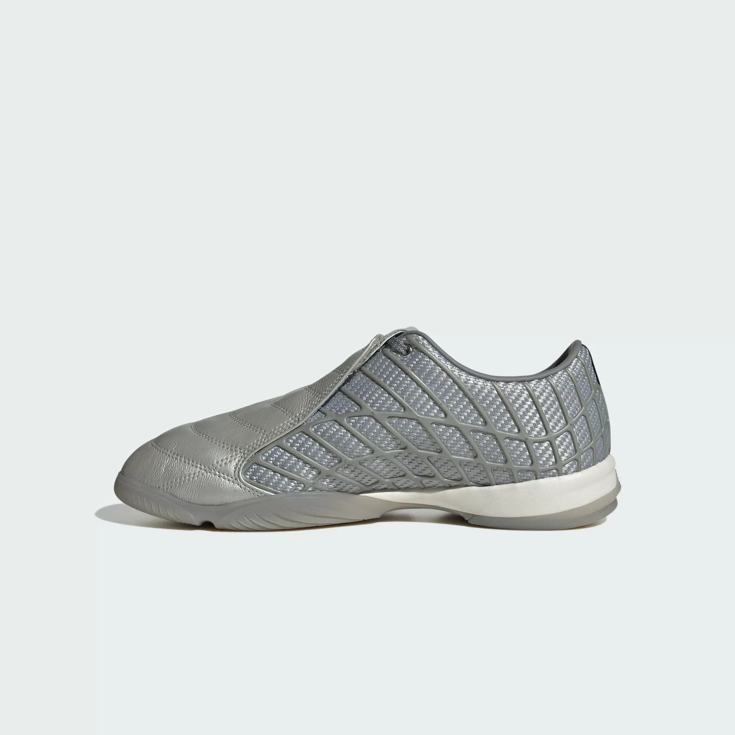 adidas三叶草系列F50SALA男女通用运动鞋 453.86元 - 线报酷
