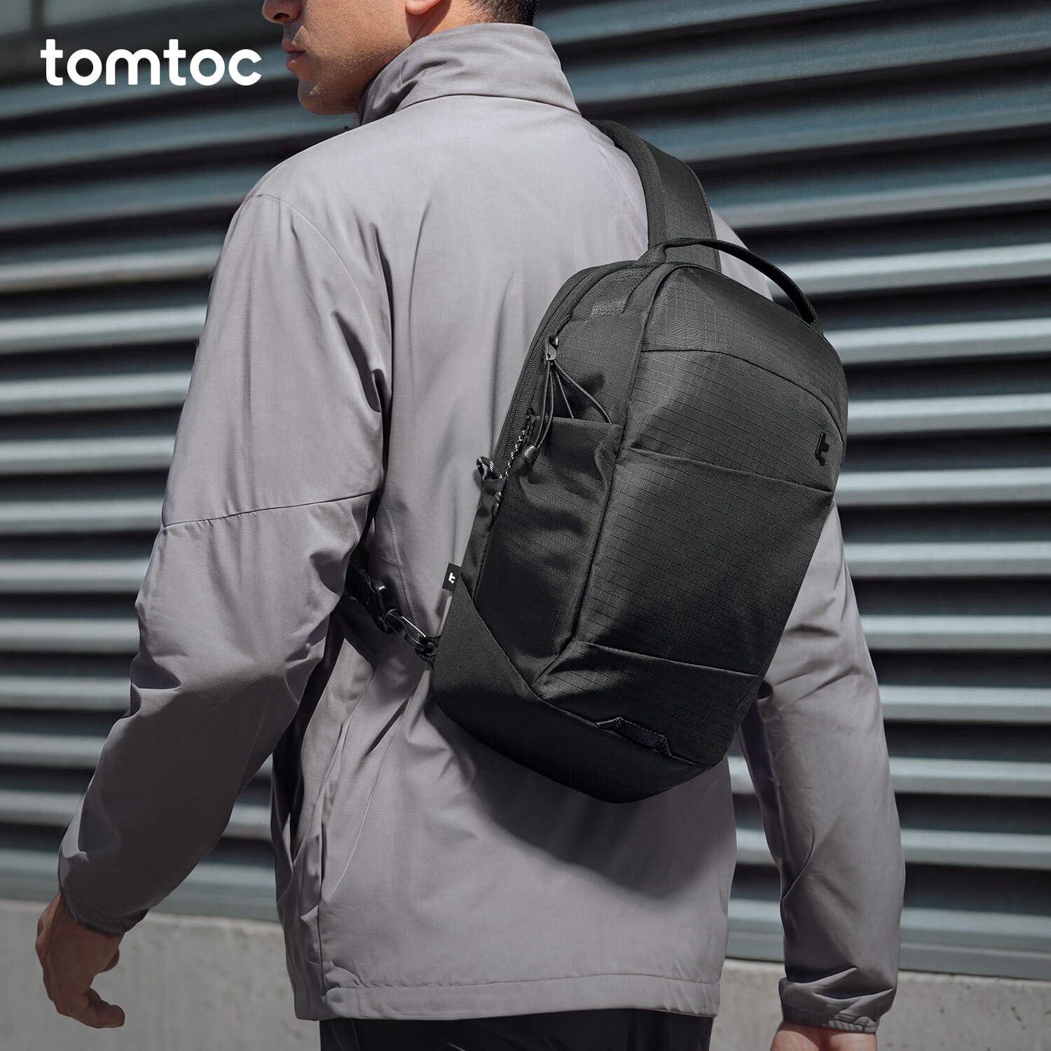tomtoc T30轻量化 速黑 14英寸 男士斜挎包 316元 - 线报酷