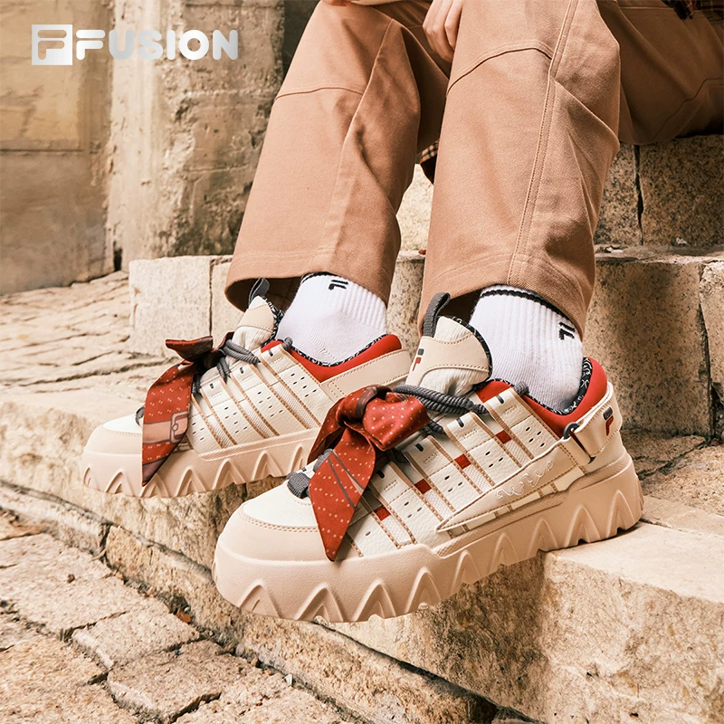 FILA FUSION马上起飞潮流情侣款板鞋 366.76元 - 美泡泡 FILA FUSION马上起飞潮流情侣款板鞋 366.76元 - 美泡泡