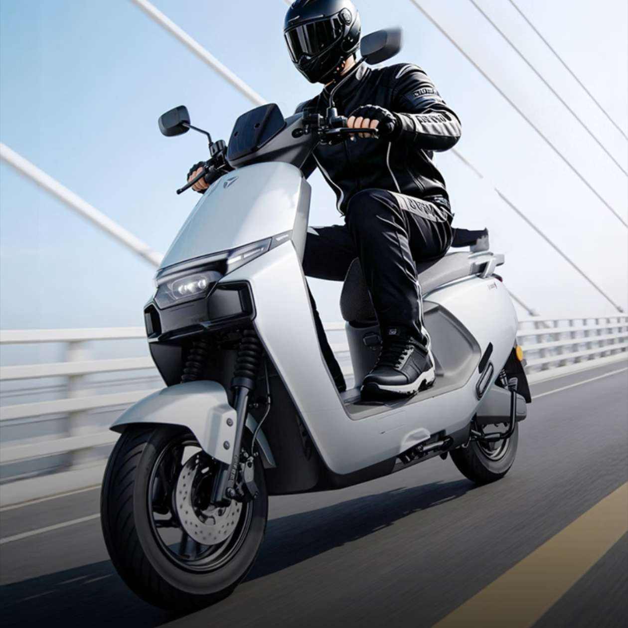 雅迪G5二代Pro电动轻便摩托车5英寸TFT智能仪表长续航 3499元 - 86线报