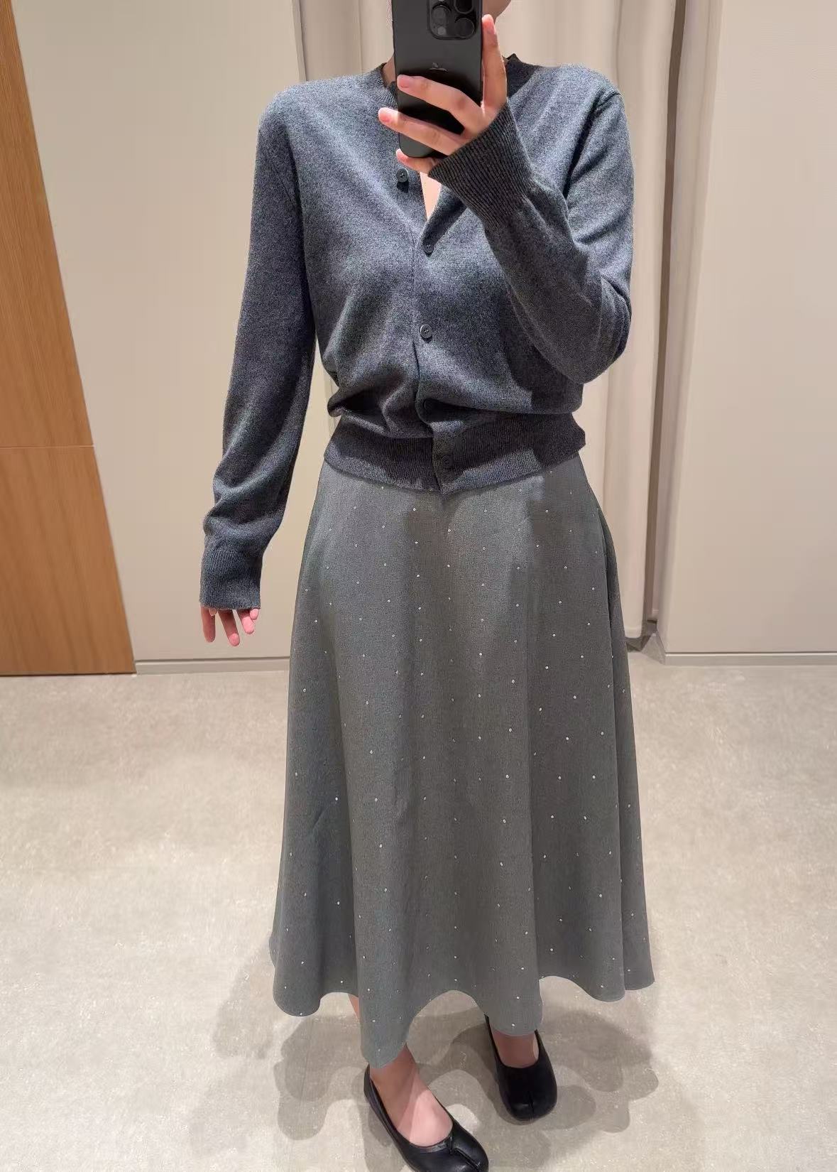 鄂尔多斯女士秋针织羊毛衫任选2件 24.9元，鄂尔多斯套头 24元，早秋开衫型 29元 - 86线报