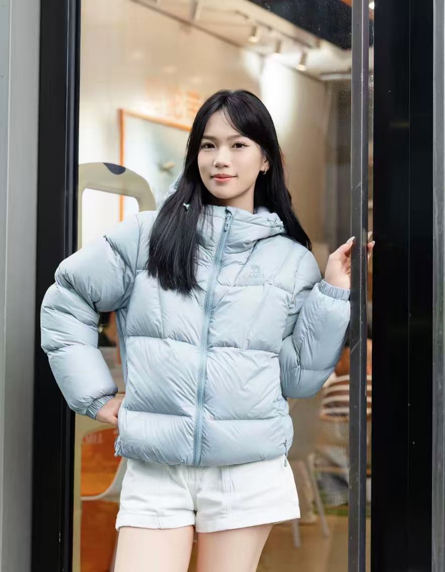 骆驼火山速热羽绒服 326元 - 86线报