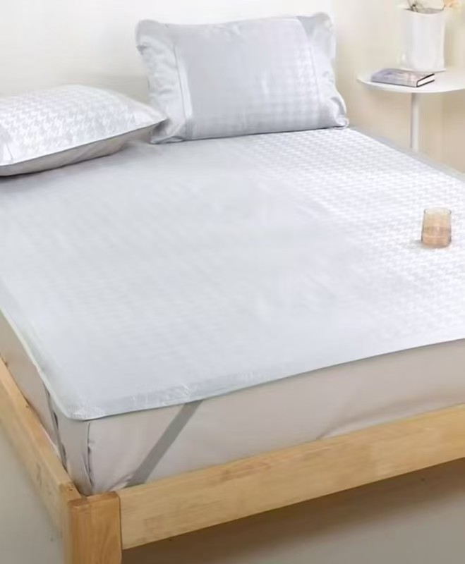 LOVO罗莱家纺三件套150*215cm 149元，LOVO罗莱家纺冰丝提花凉席1.5米 59.9元 - 86线报