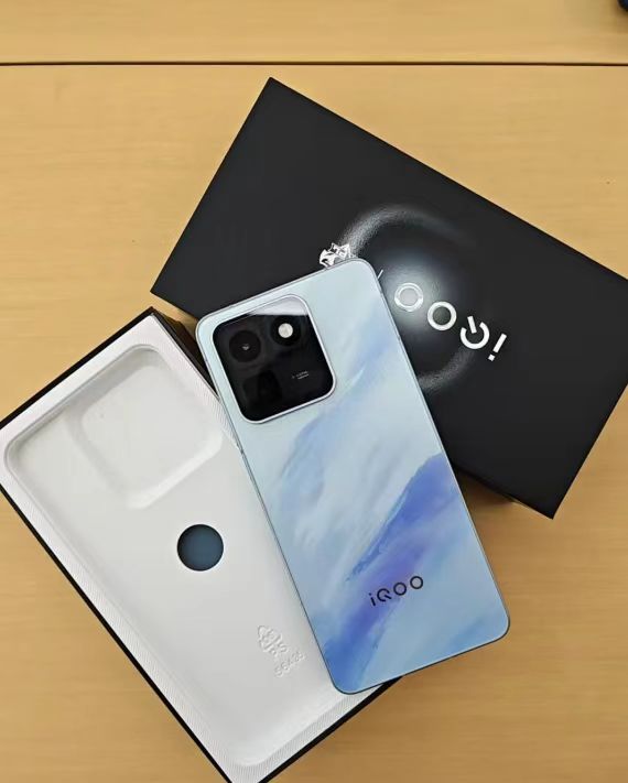 vivo iQOO 15T 12+256G手机 2804.1元 - 86线报 vivo iQOO 15T 12+256G手机 2804.1元 - 86线报