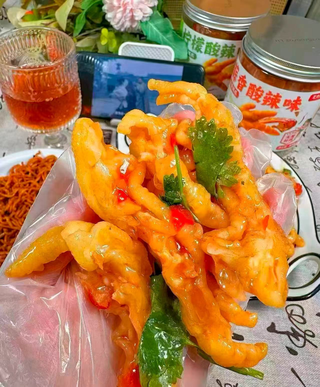 王小卤柠檬酸辣无骨鸡爪500g*2罐 39元 - 线报酷