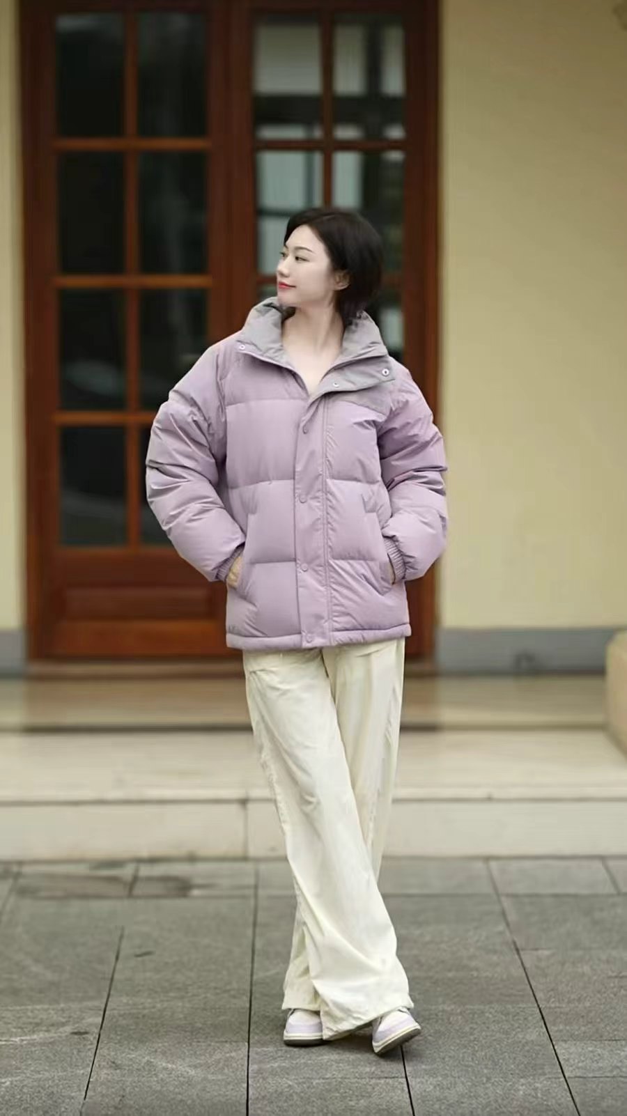 斯凯奇短款三防羽绒服 229.2元 - 86线报