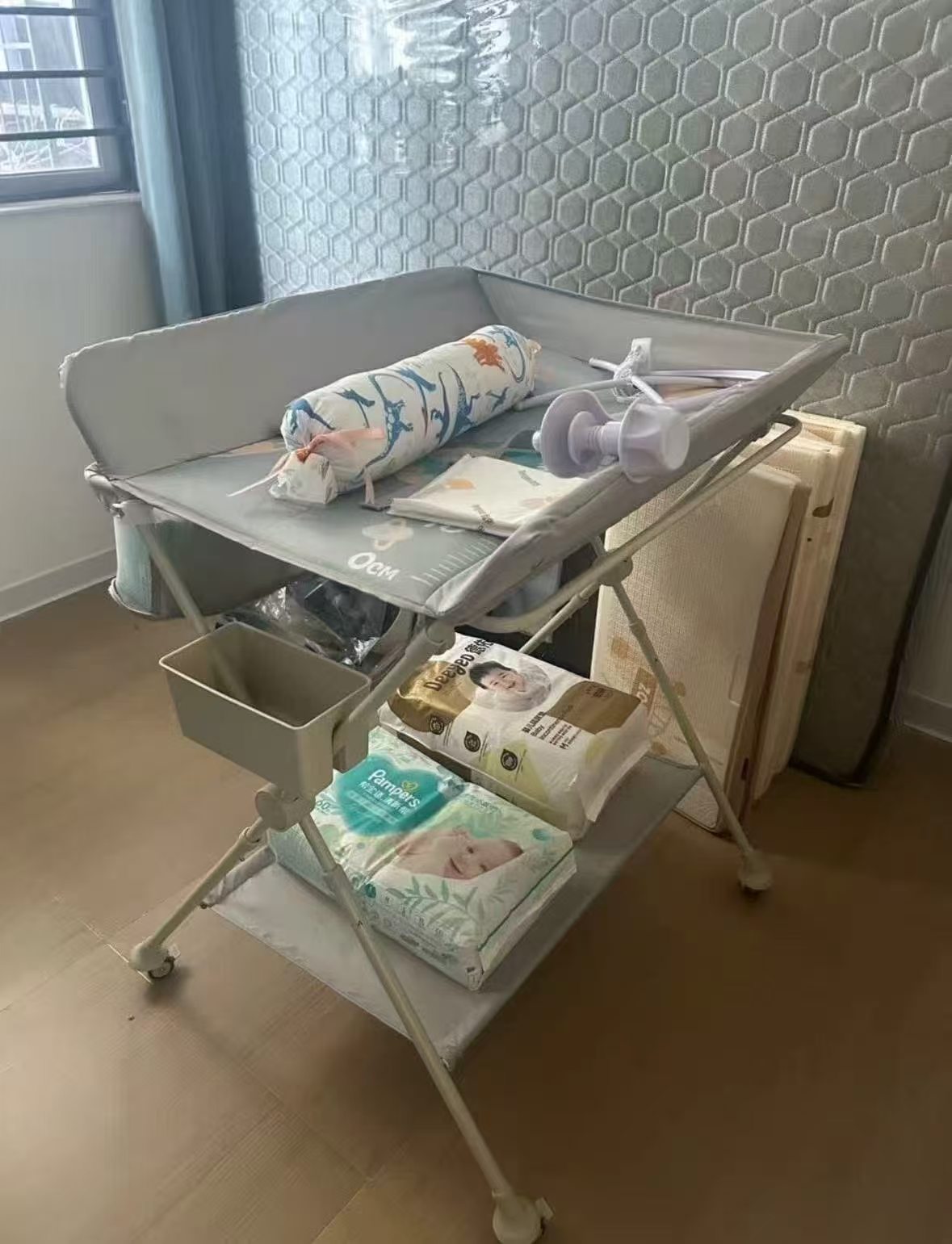 慕卡索尿布台婴儿护理台升降款配轮子+小水盆 161元 - 86线报
