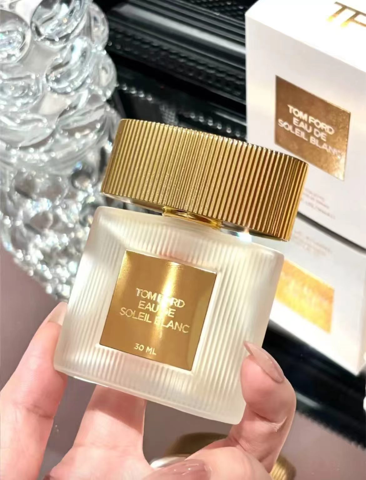 TOM FORD璀璨流光淡香30ML 赠烈焰幻魅唇膏N3 334.8元 - 86线报