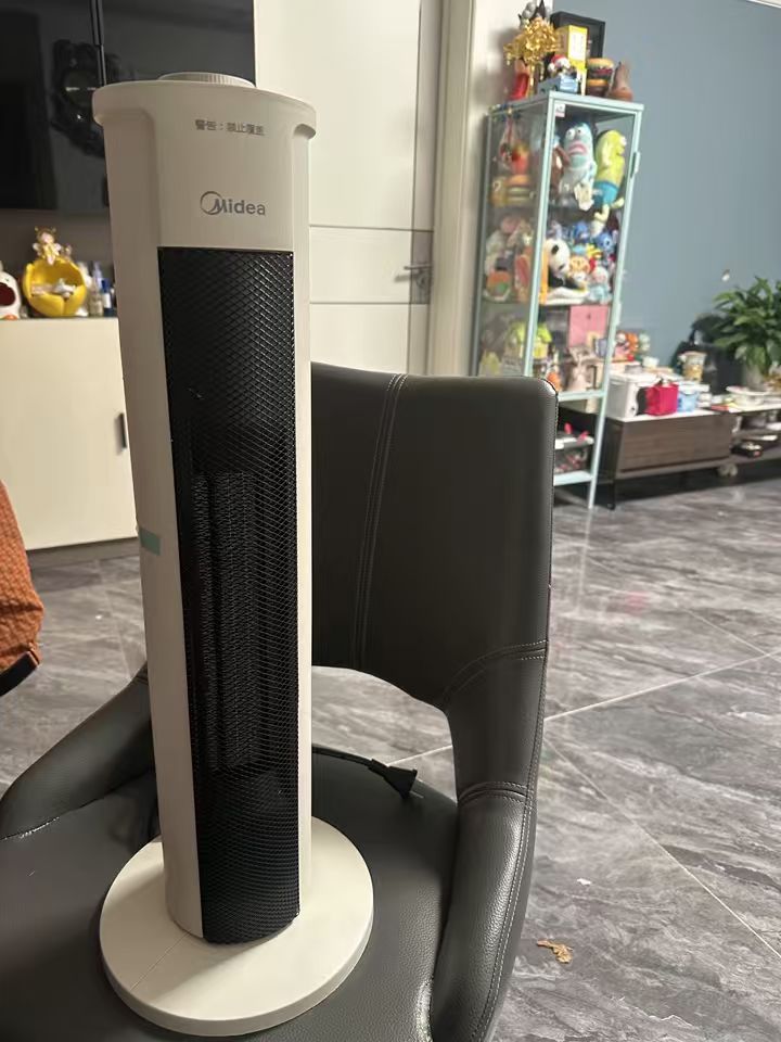 美的暖风机家用取暖器 123元 - 86线报