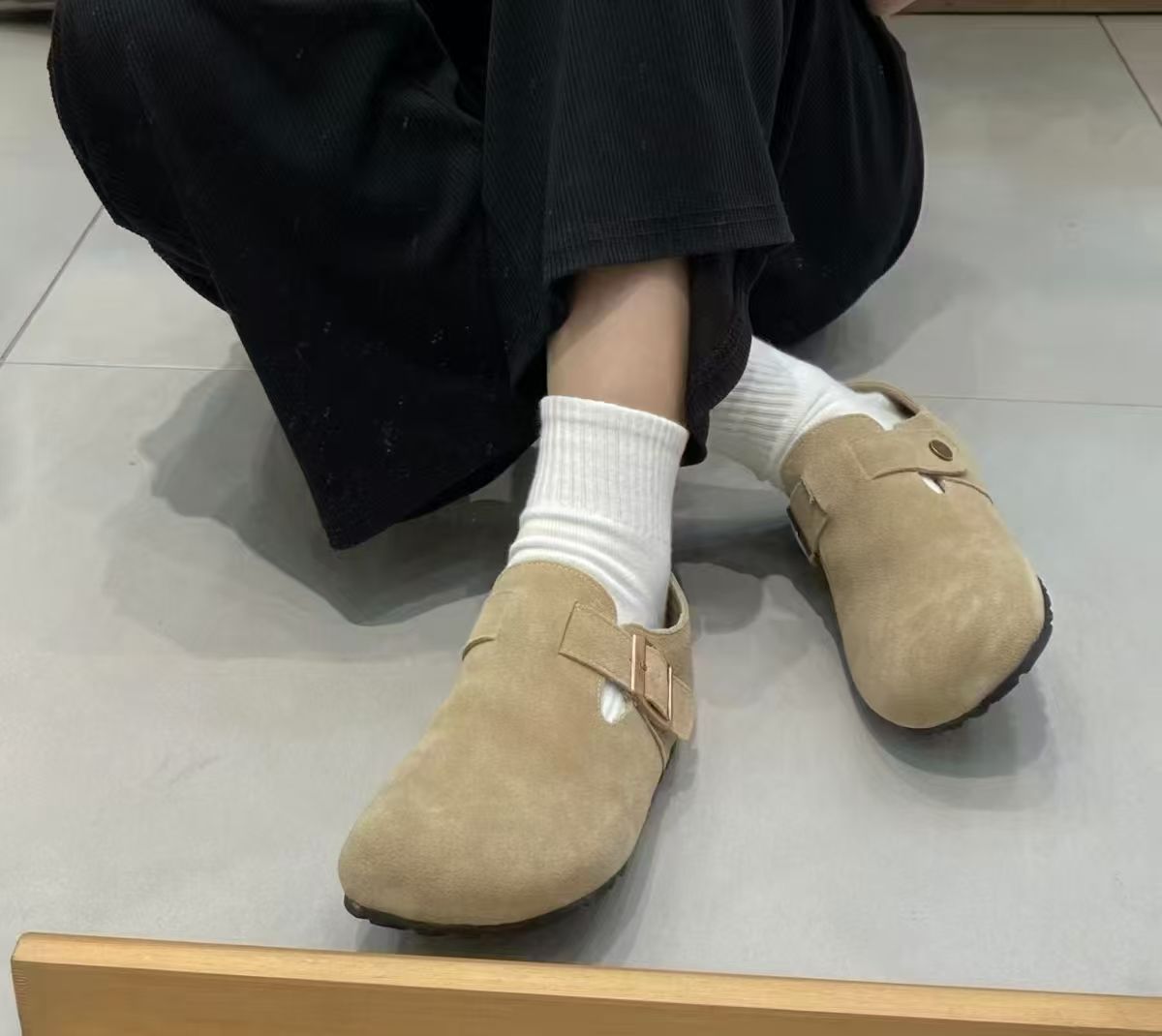 Devo沃软木鞋女休闲学生全包真皮复古文艺一脚蹬单鞋66008 88元 - 清风线报