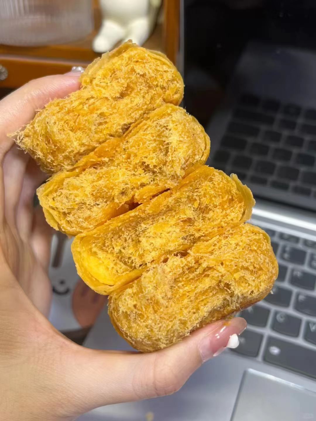 百草味肉松饼950g 16.9元 - 86线报