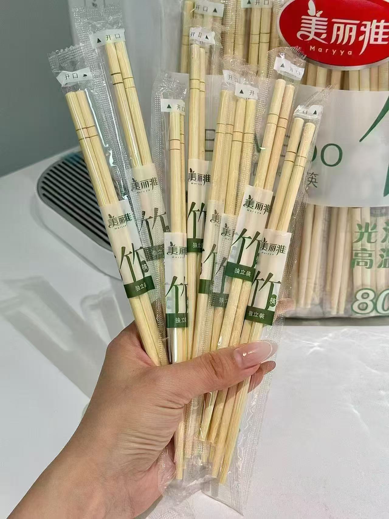 美丽雅一次性圆头竹筷独立包装100双 10.9元 - 线报酷
