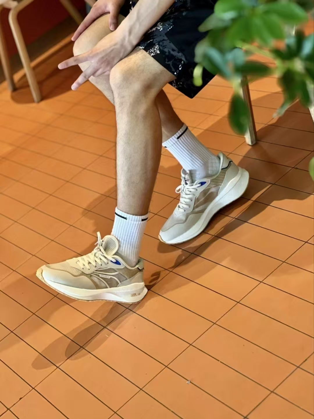 361爆款运动鞋22+款可选男女款 69.1元 - 86线报