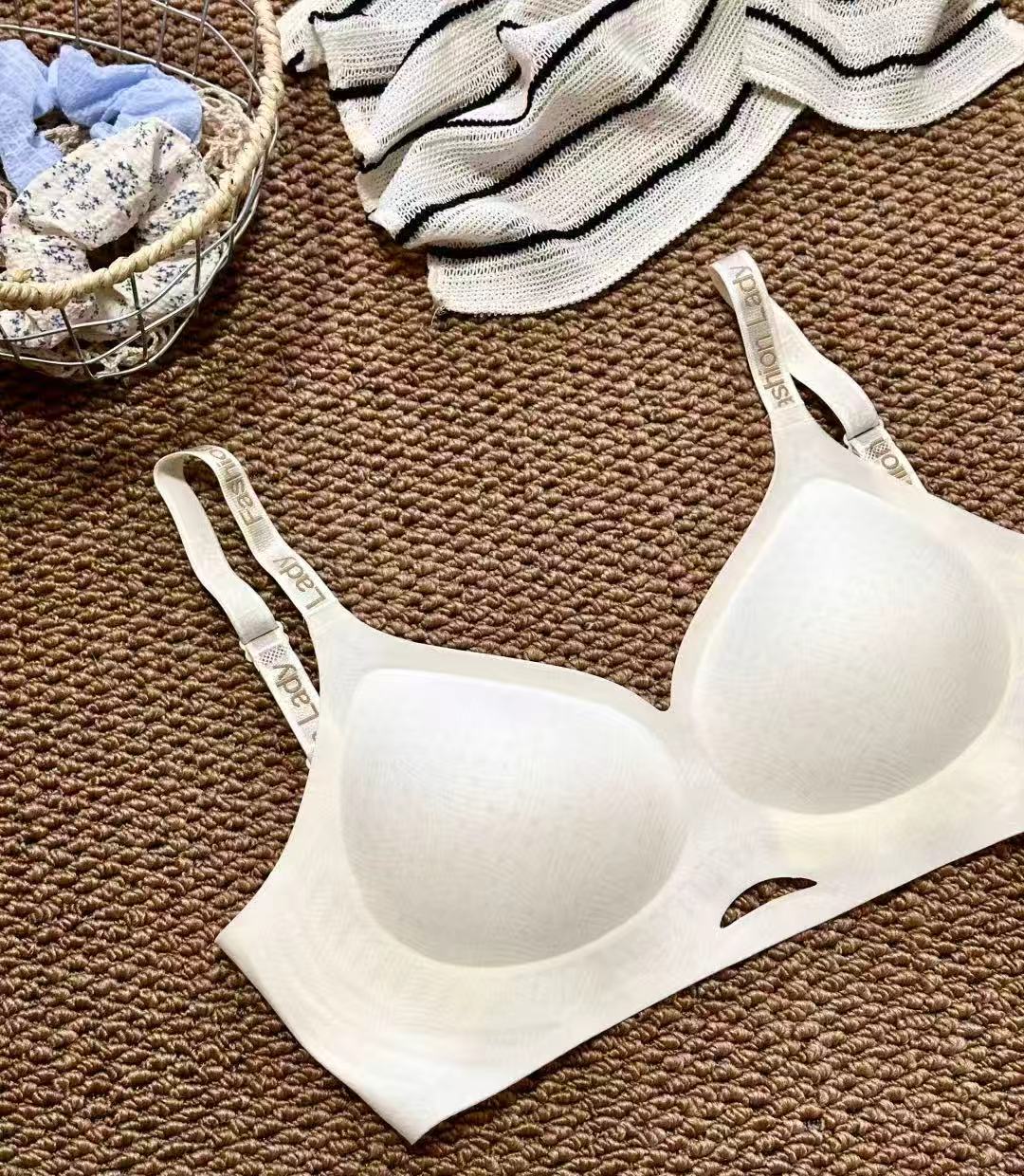 ROVO孕妇哺R内衣拍2件 70元 - 86线报