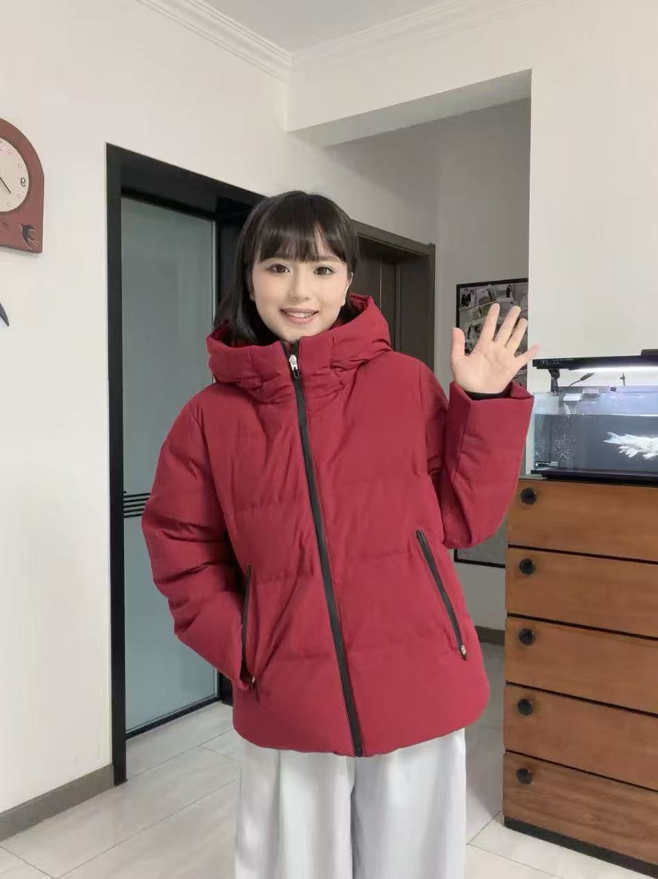 鸭鸭羽绒服女冬季短款连帽2026年新款时尚简约加厚保暖鸭绒外套潮 243.2元 - 清风线报