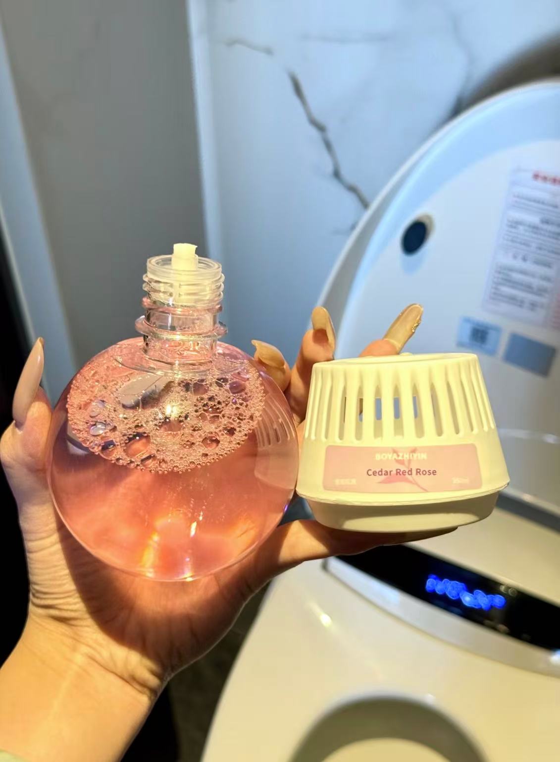 名创优品倒置香薰300ml 17元 - 86线报