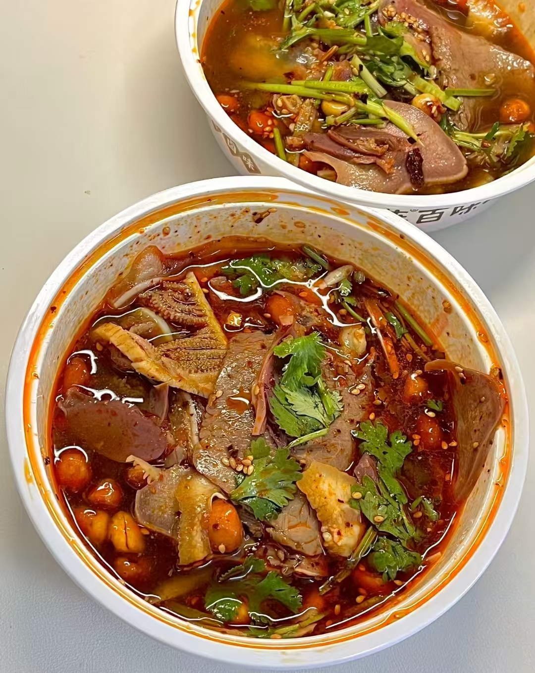 蒙自源傣味酸汤米线+葱油饼 21.8元，杨国福39选15热销单人餐含汤底 24.8元 - 86线报