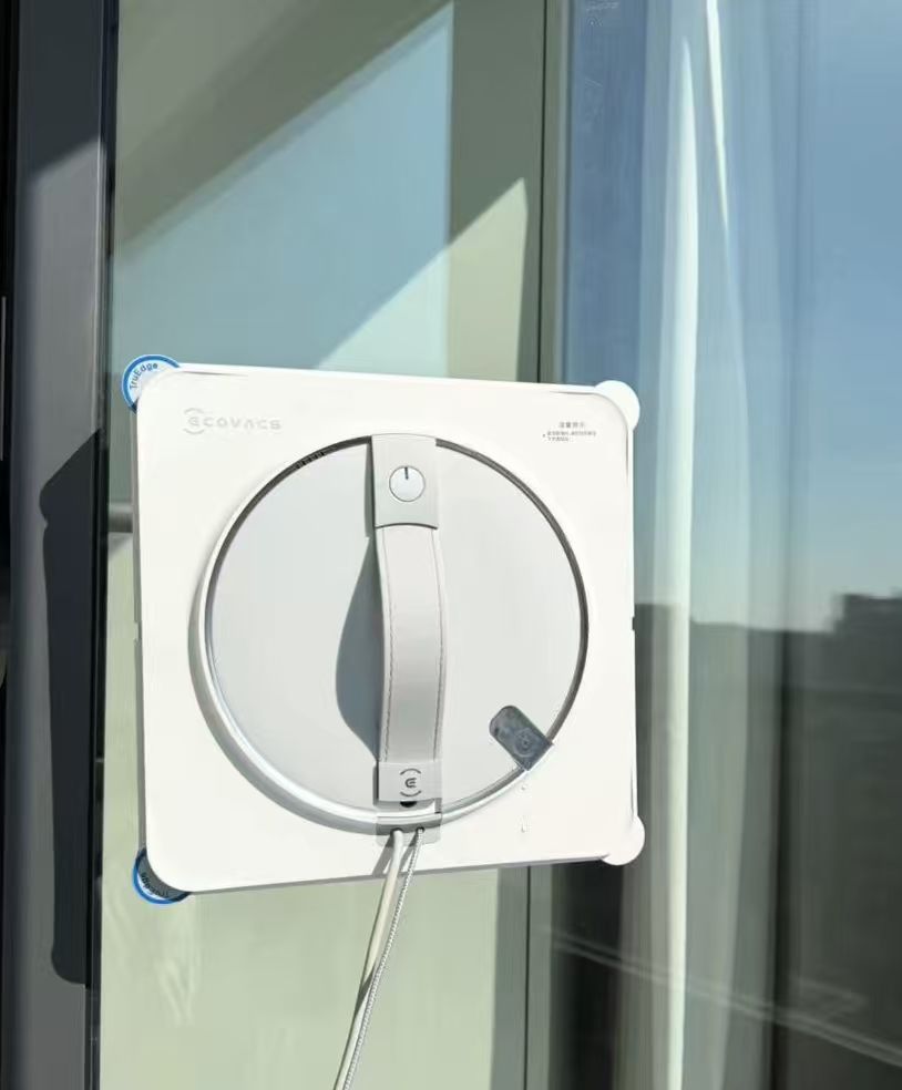 科沃斯喷水智能擦窗机器人W2S PURE 899元 - 86线报