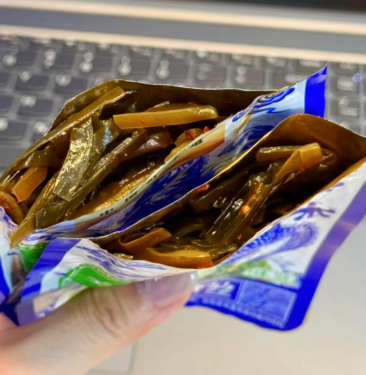 乌江美味酸辣海带丝30g*30袋 16.9元 - 线报酷