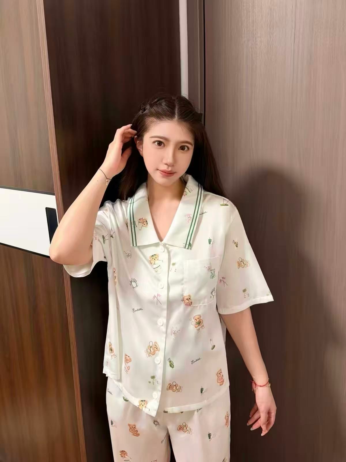 嫚熙女士睡衣冰丝家居服 176.9元 - 86线报 嫚熙女士睡衣冰丝家居服 176.9元 - 86线报