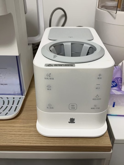 小白熊二合一自动摇奶器 207.9元 - 86线报
